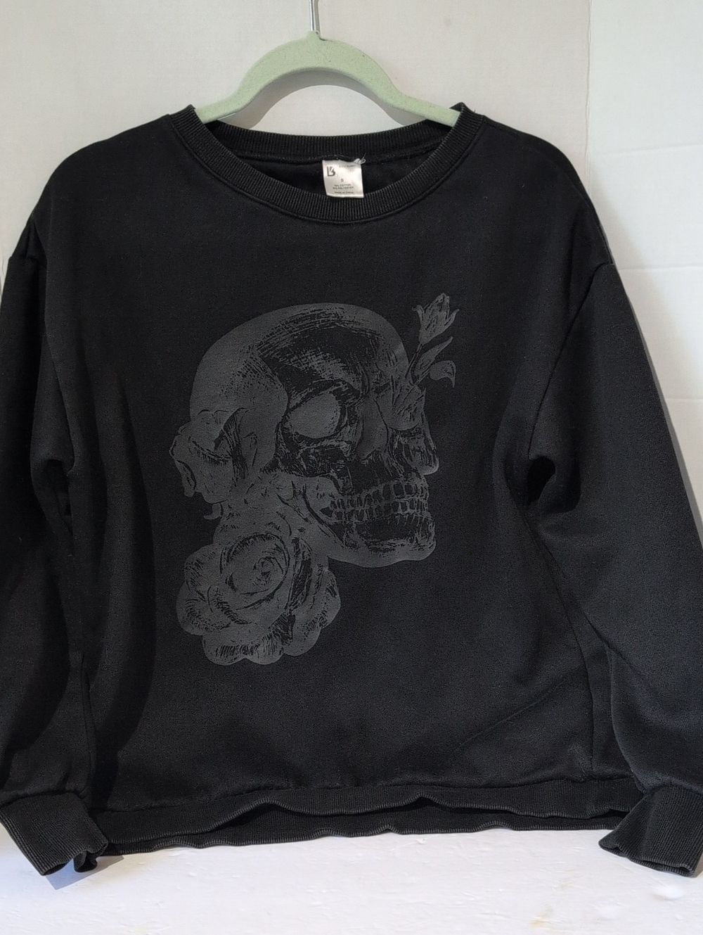 Buffbunny Black Skull Bloom Crewneck Sweatshirt Tonal Graphic Small